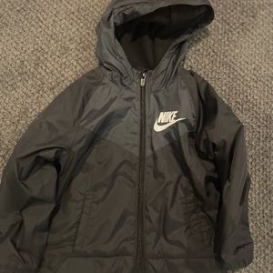 NIKE HEAVY DUTY JACKET WITH HOOD